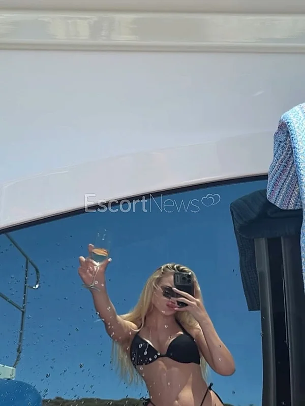Melodi - İzmir VIP Escort