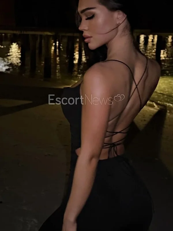 Ayça - İzmir VIP Escort