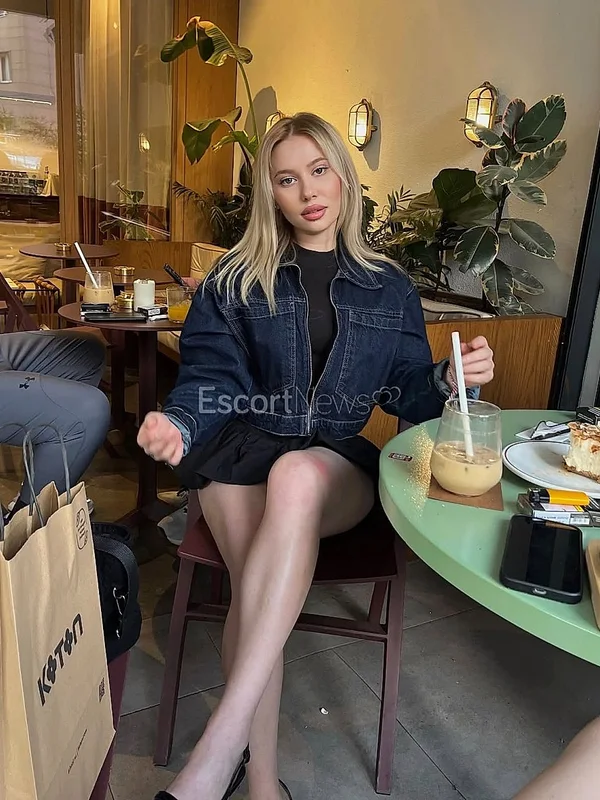 Gamze - İzmir VIP Escort