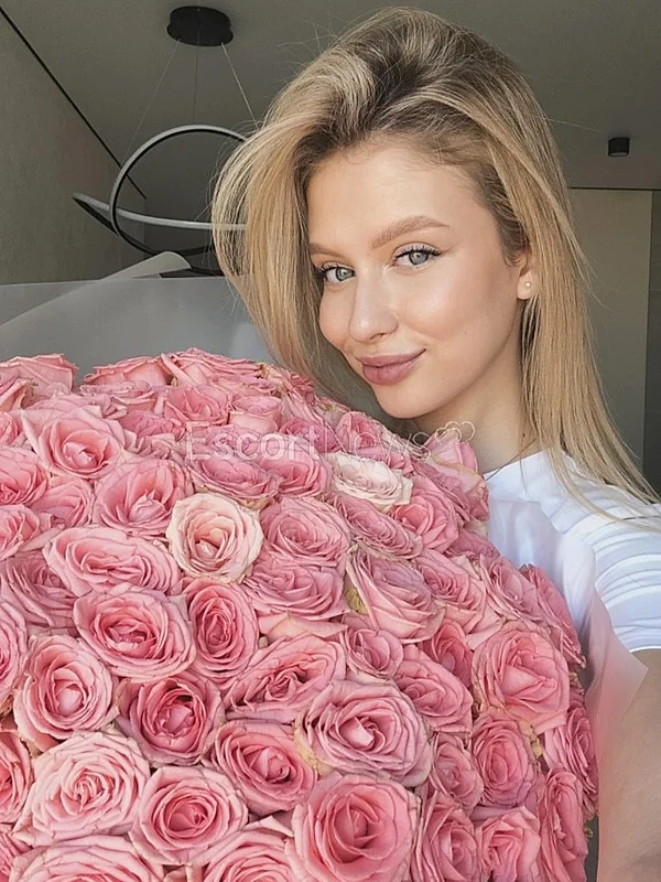 Ebru - İzmir VIP Escort